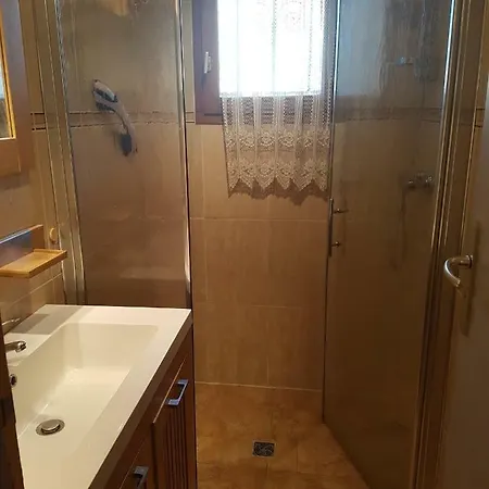 Au Bons Repos Estavar